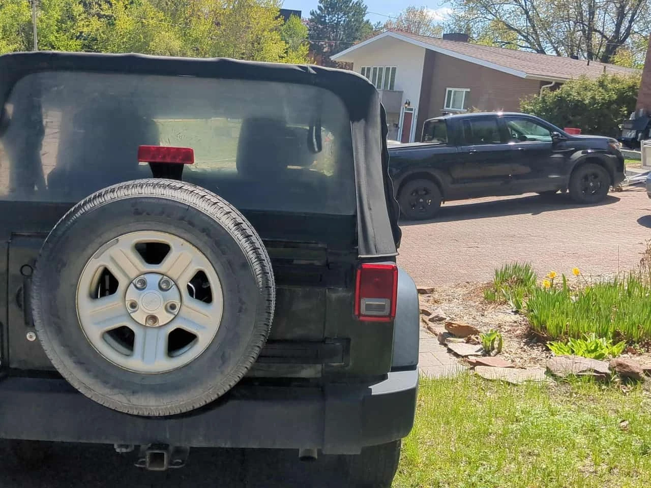 Jeep Wrangler * Sport * АВТОКРЕДИТ БЕЗ ПЪРВОНАЧАЛНА ВНОСКА* , снимка 4 - Автомобили и джипове - 54907521