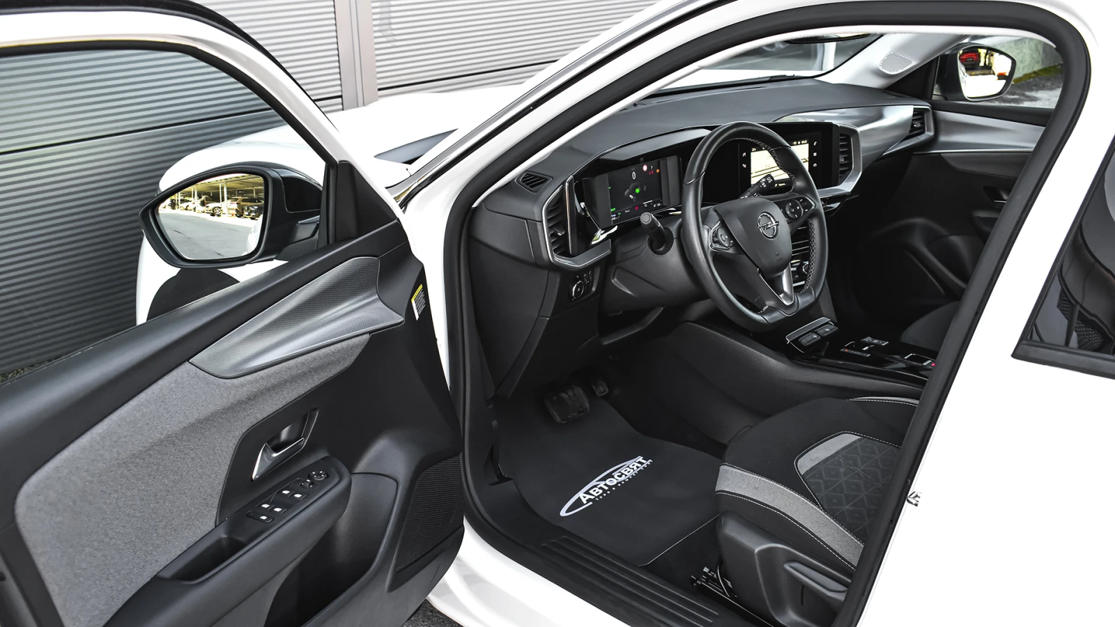 Opel Mokka e-Edition 50 kWh, снимка 8 - Автомобили и джипове - 55262778