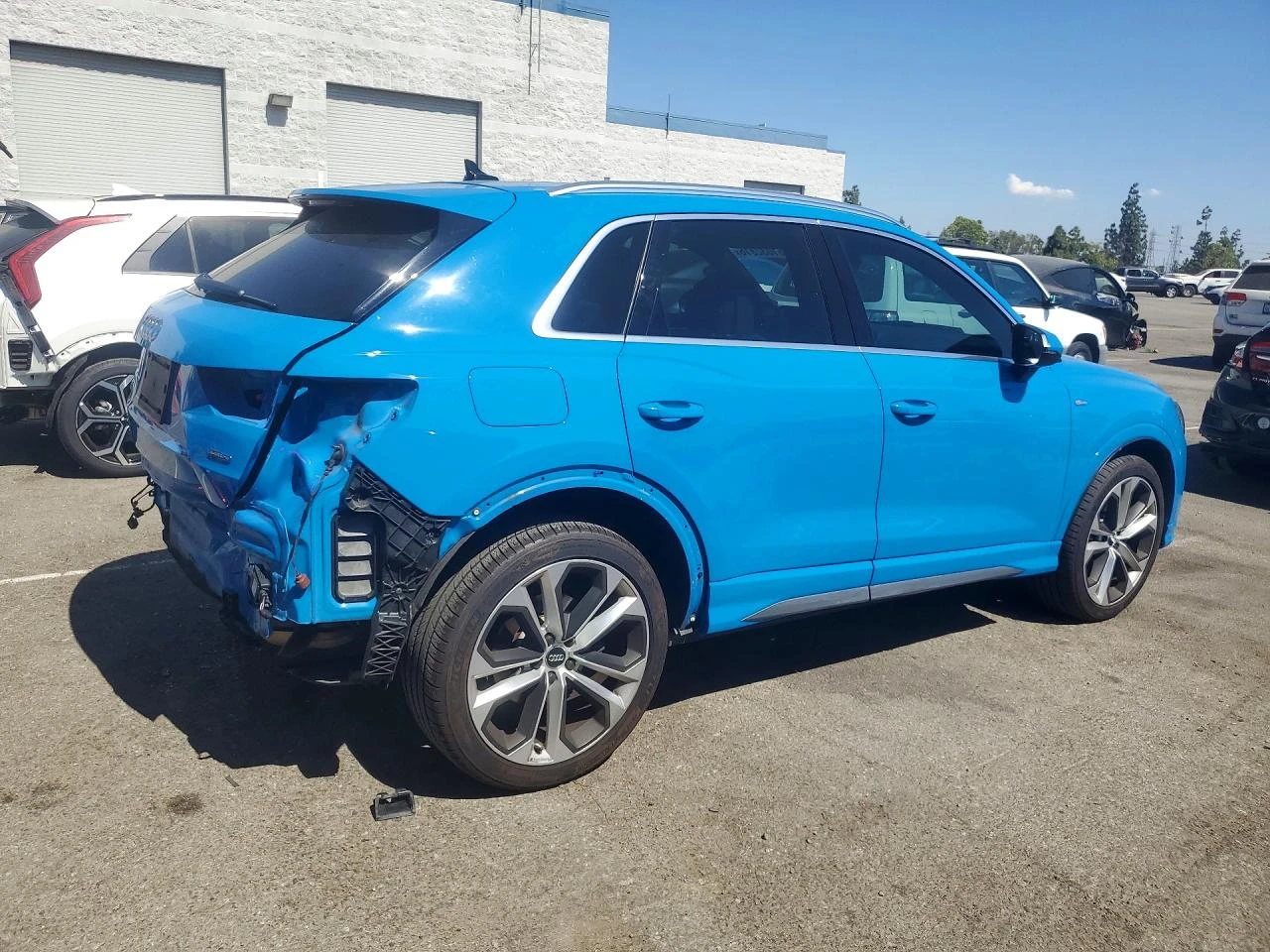 Audi Q3 2.0l Premium Plus S-Line, снимка 3 - Автомобили и джипове - 55812841