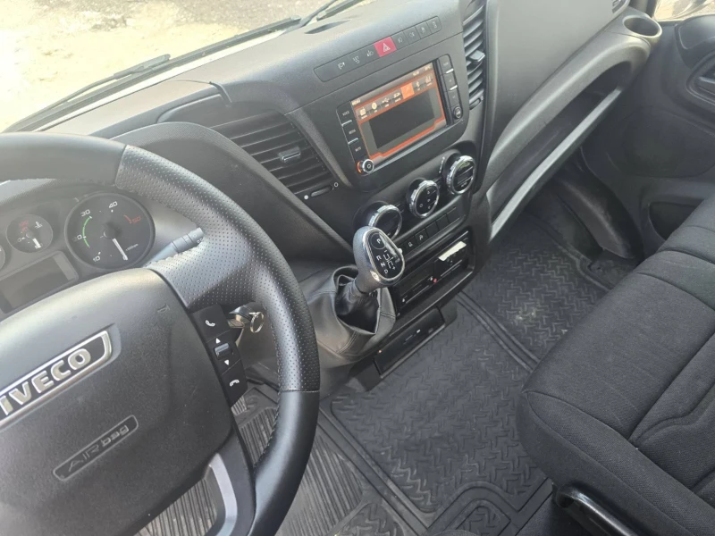 Iveco 35c17, снимка 8 - Бусове и автобуси - 52652410