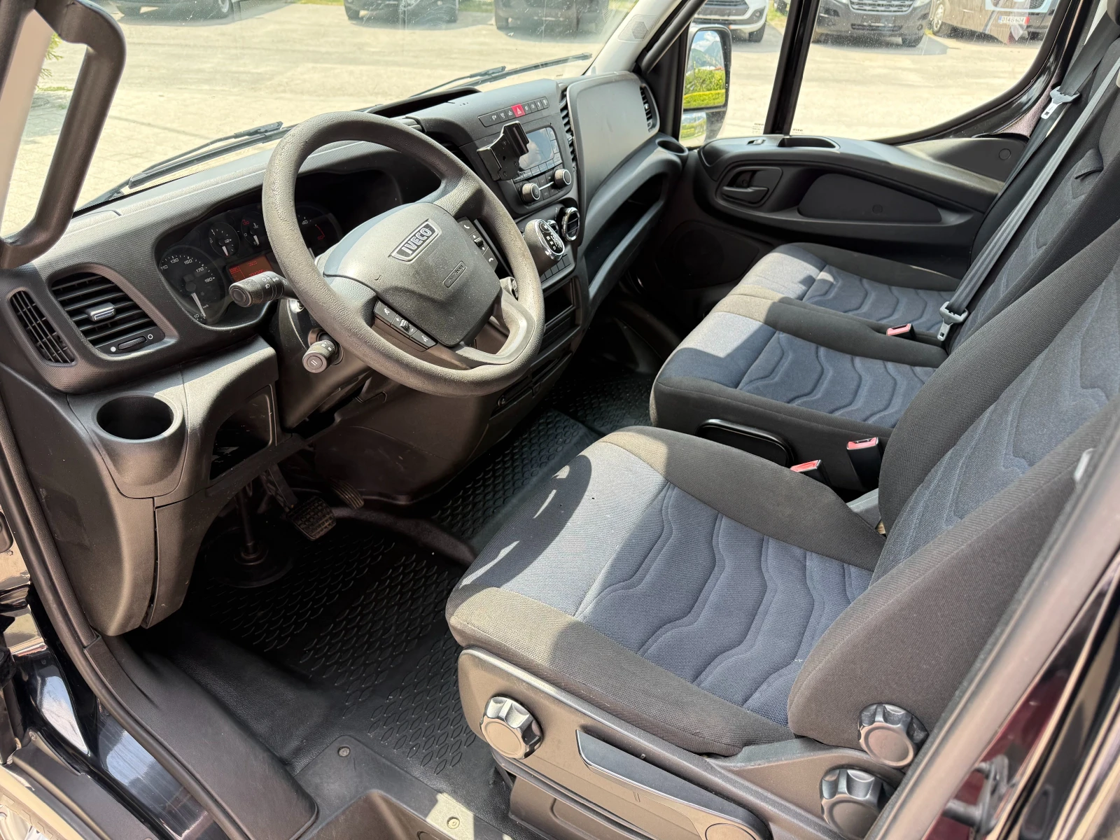 Iveco Daily 35S18 Hi-matic Euro 6 Климатроник  - изображение 10
