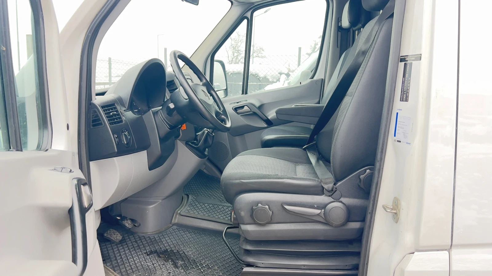 Mercedes-Benz Sprinter МАКСИ РЕАЛНИ КИЛОМЕТРИ - изображение 9