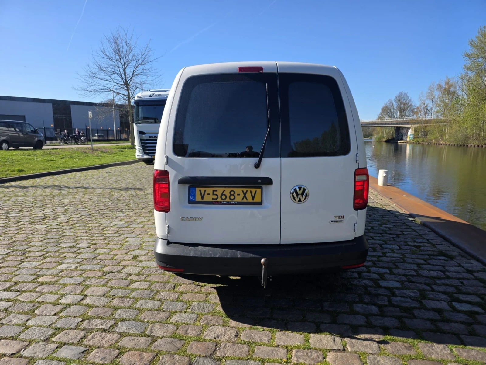 VW Caddy, снимка 5 - Бусове и автобуси - 54930617