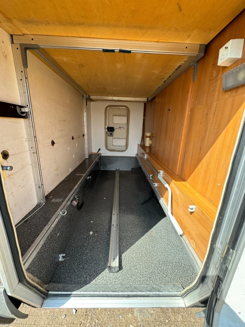 Кемпер HYMER / ERIBA B524 2.8jtd 128hp ABS, ASR, снимка 10 - Каравани и кемпери - 48912563