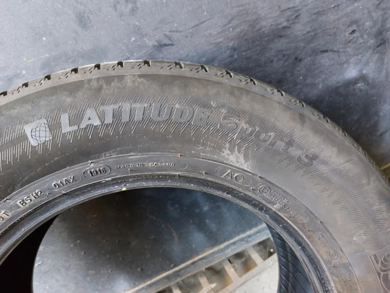 Гуми Летни 235/65R17, снимка 8 - Гуми и джанти - 37107246