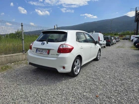 Toyota Auris 1.8 HYBRID ГАЗ АВТОМАТИК, снимка 3