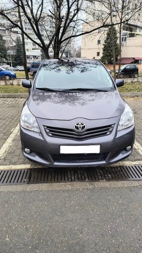 Toyota Verso 1.6 ГАЗ, снимка 1