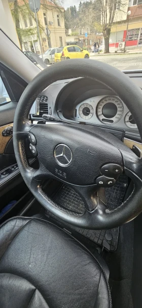 Обява за продажба на Mercedes-Benz E 320 Avangarde!!! EVO!!! AIR MATIC!!! 4 MATIC ~14 900 лв. - изображение 7