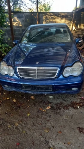 Mercedes-Benz C 180  - изображение 1