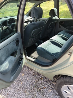 Renault Scenic - 2100 € / 4107.24 лв. - 48787303 8