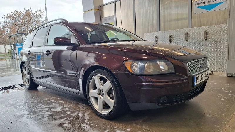 Volvo V50 Т5, снимка 4 - Автомобили и джипове - 50931326