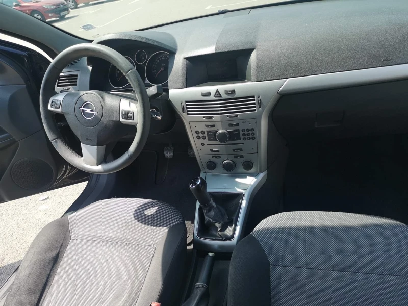 Opel Astra GTC, снимка 9 - Автомобили и джипове - 47123150