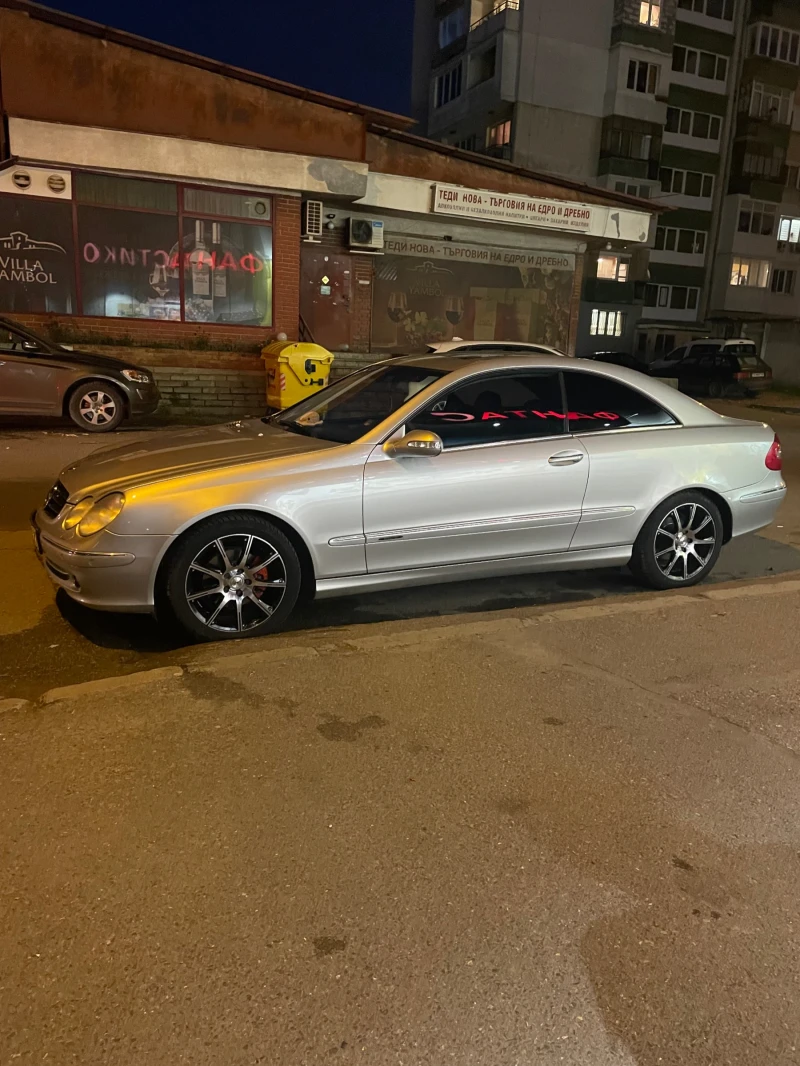 Mercedes-Benz CLK 2.0 компресор, снимка 2 - Автомобили и джипове - 47626858