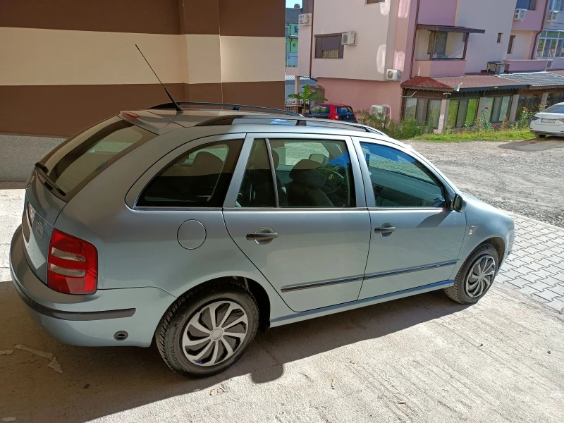 Skoda Fabia LPG клима 1.4 16v 100 к.с., снимка 8 - Автомобили и джипове - 47644231