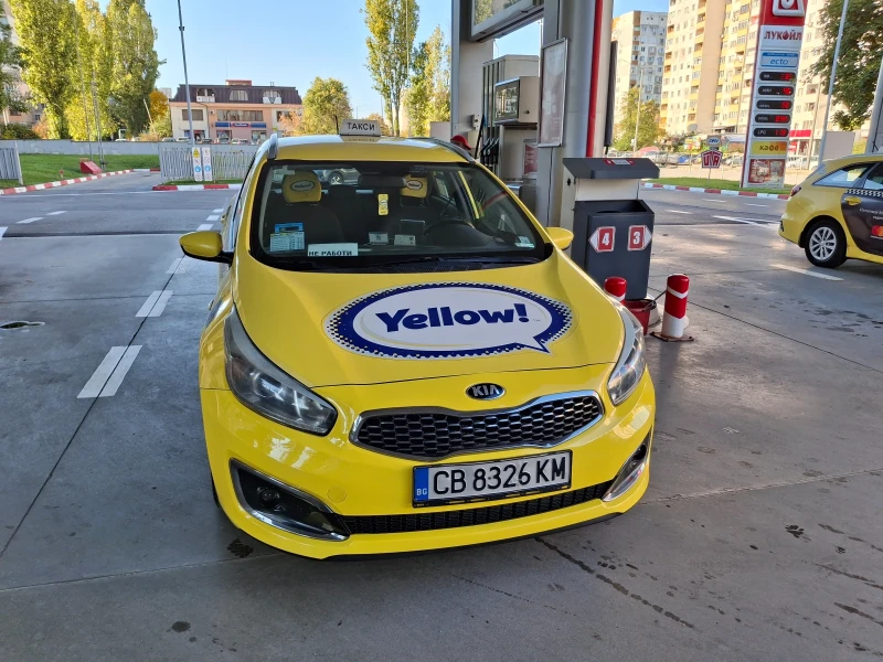 Kia Ceed, снимка 1 - Автомобили и джипове - 48221213