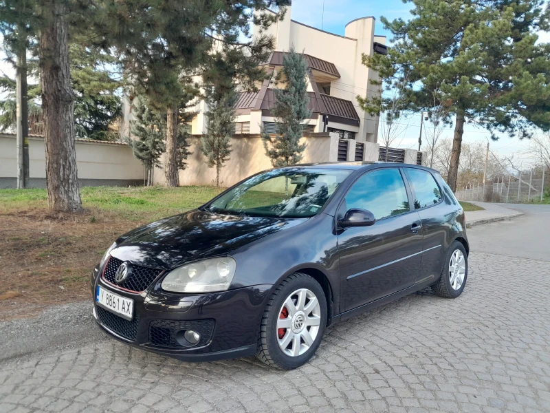 VW Golf 5, снимка 1 - Автомобили и джипове - 48347517