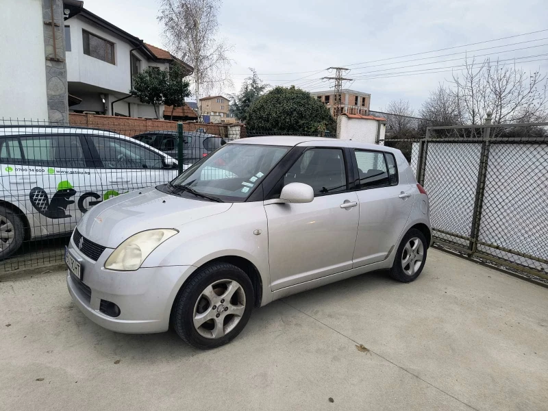 Suzuki Swift, снимка 4 - Автомобили и джипове - 48353721