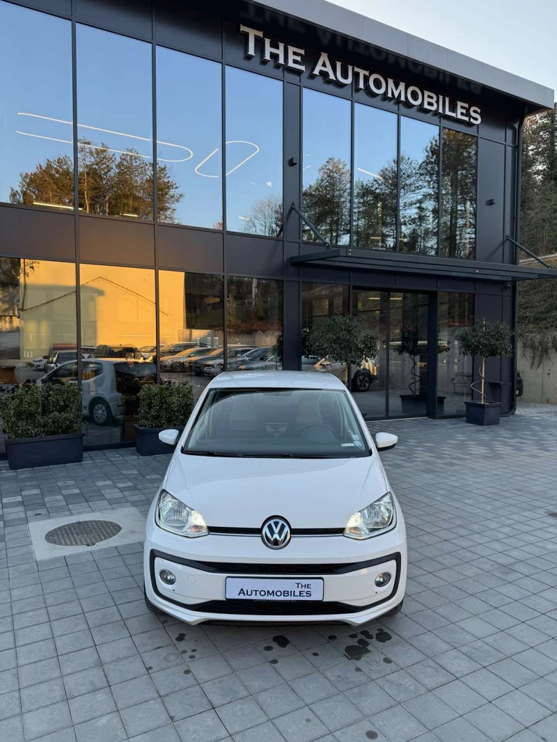 VW Up, снимка 1 - Автомобили и джипове - 49083390