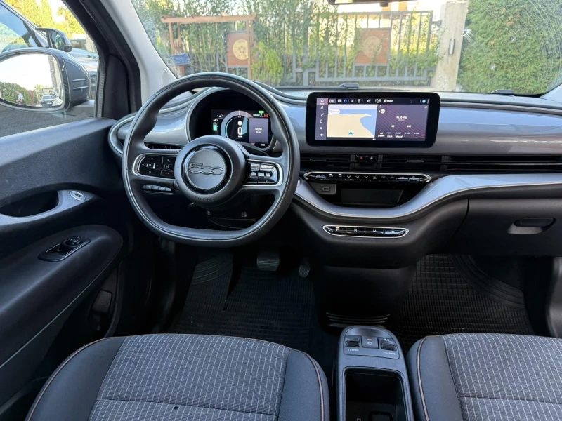 Fiat 500e, снимка 8 - Автомобили и джипове - 52333406
