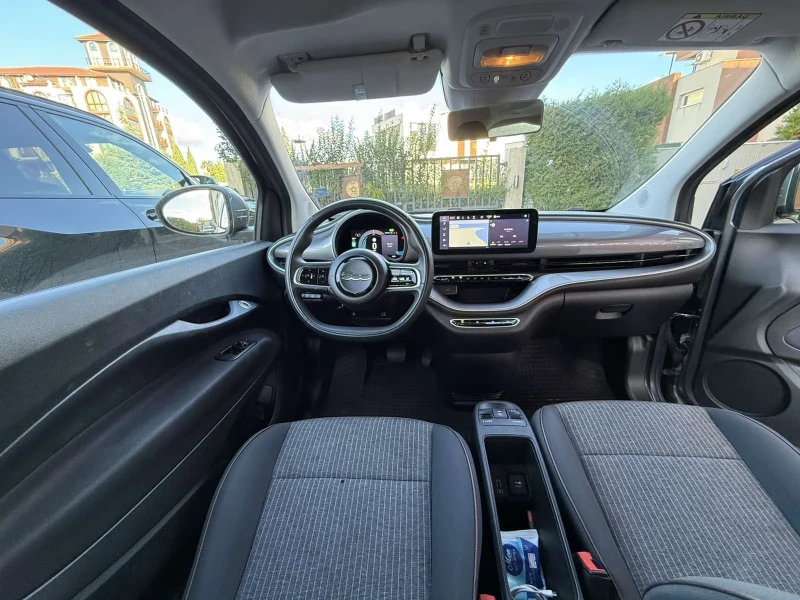 Fiat 500e, снимка 3 - Автомобили и джипове - 52333406