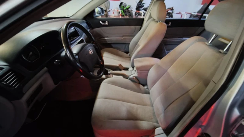 Hyundai Sonata 2.0i, снимка 9 - Автомобили и джипове - 52694825