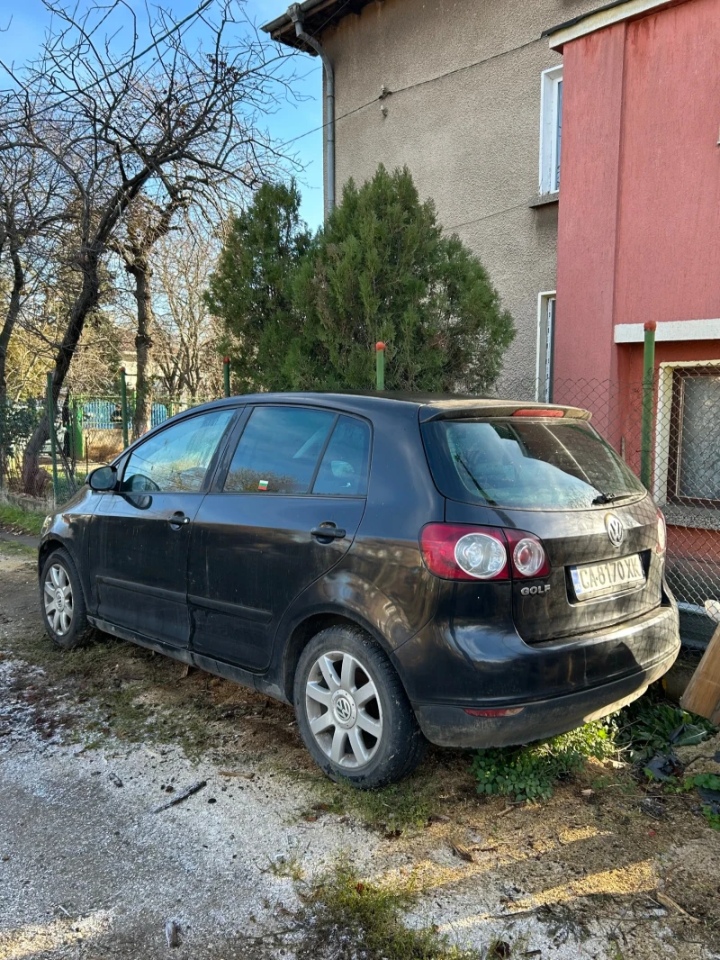 VW Golf, снимка 3 - Автомобили и джипове - 52813654