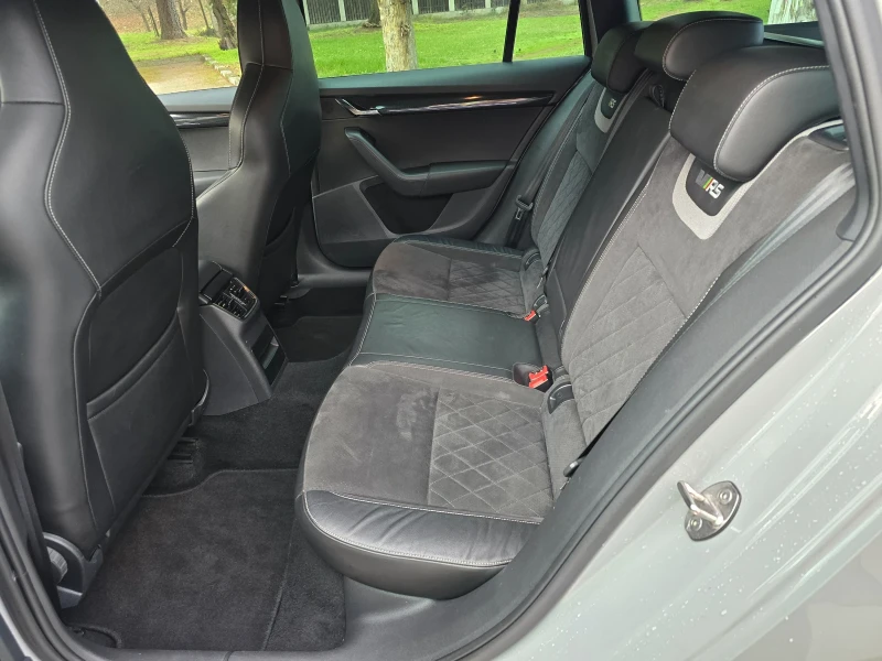 Skoda Octavia 2.0TDI VRS 4X4 ШВЕЙЦАРИЯ , снимка 12 - Автомобили и джипове - 53098333