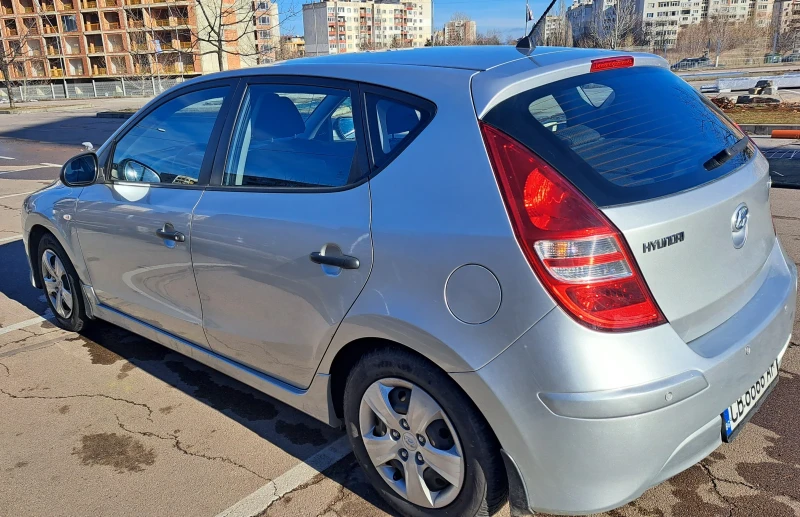 Hyundai I30, снимка 2 - Автомобили и джипове - 53123088