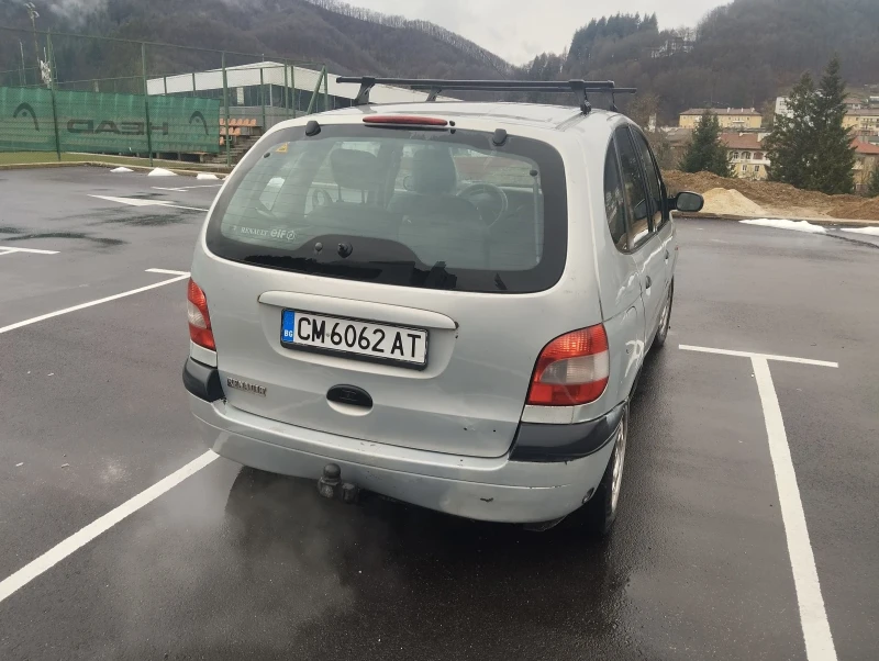 Renault Scenic 1.6 16v бензин-газ, снимка 2 - Автомобили и джипове - 53242643