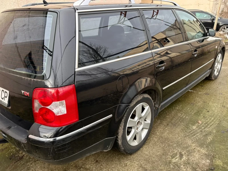 VW Passat 1.9 TDI, снимка 4 - Автомобили и джипове - 53341323