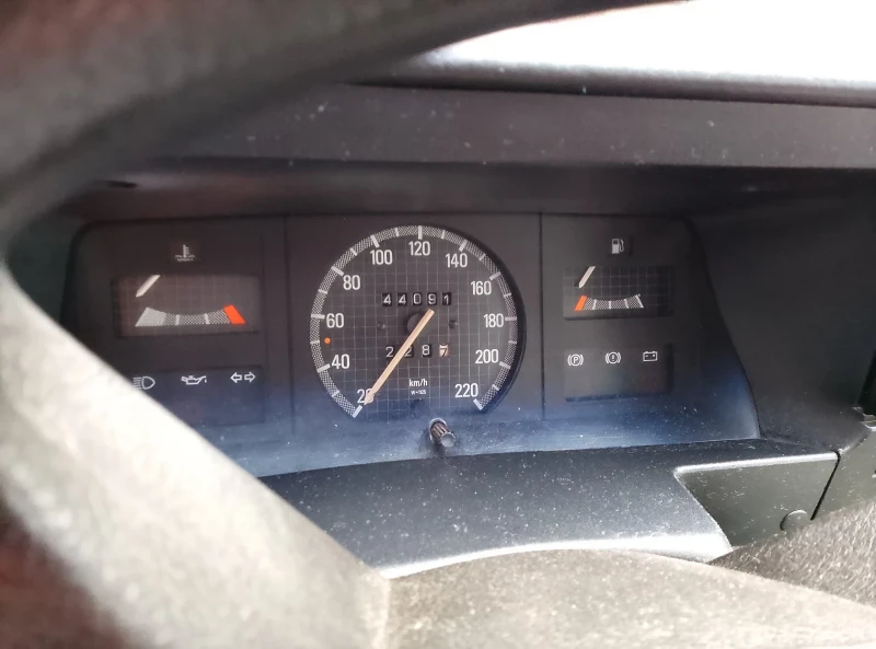 Opel Kadett, снимка 17 - Автомобили и джипове - 53476660