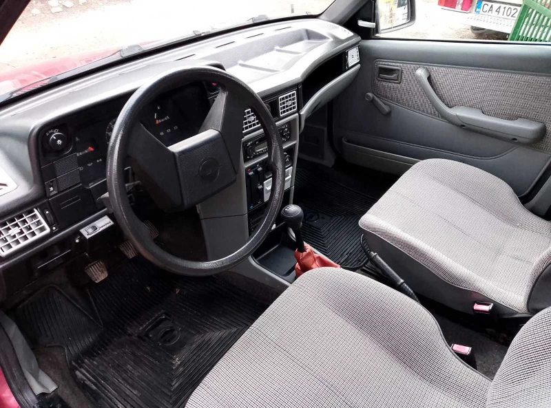 Opel Kadett, снимка 16 - Автомобили и джипове - 53476660