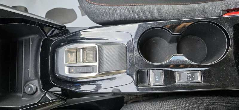 Peugeot 208 1.2. I Active Pack-100hp-Automato-Euro6, снимка 15 - Автомобили и джипове - 53581128