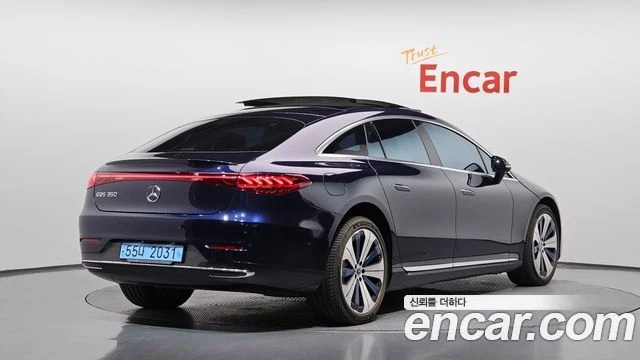Mercedes-Benz EQS, снимка 2 - Автомобили и джипове - 56282140