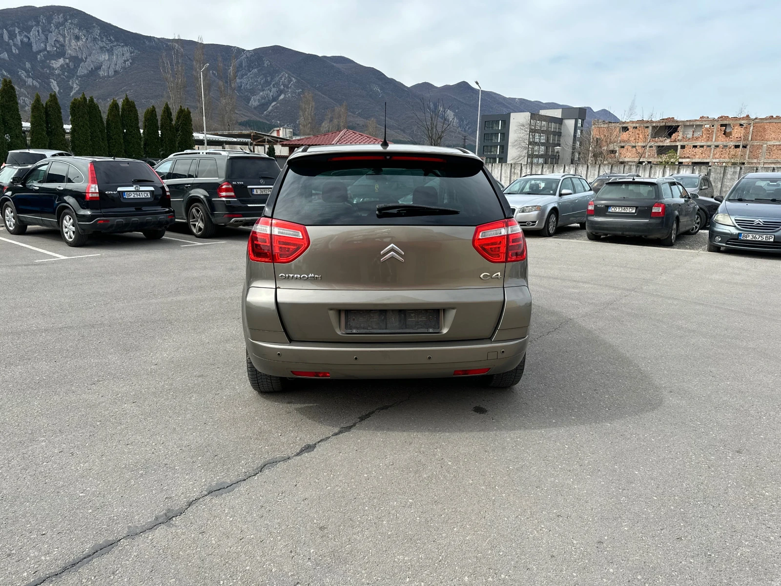 Citroen C4 Picasso 1.8i GAZ - КЛИМАТРОНИК - изображение 6