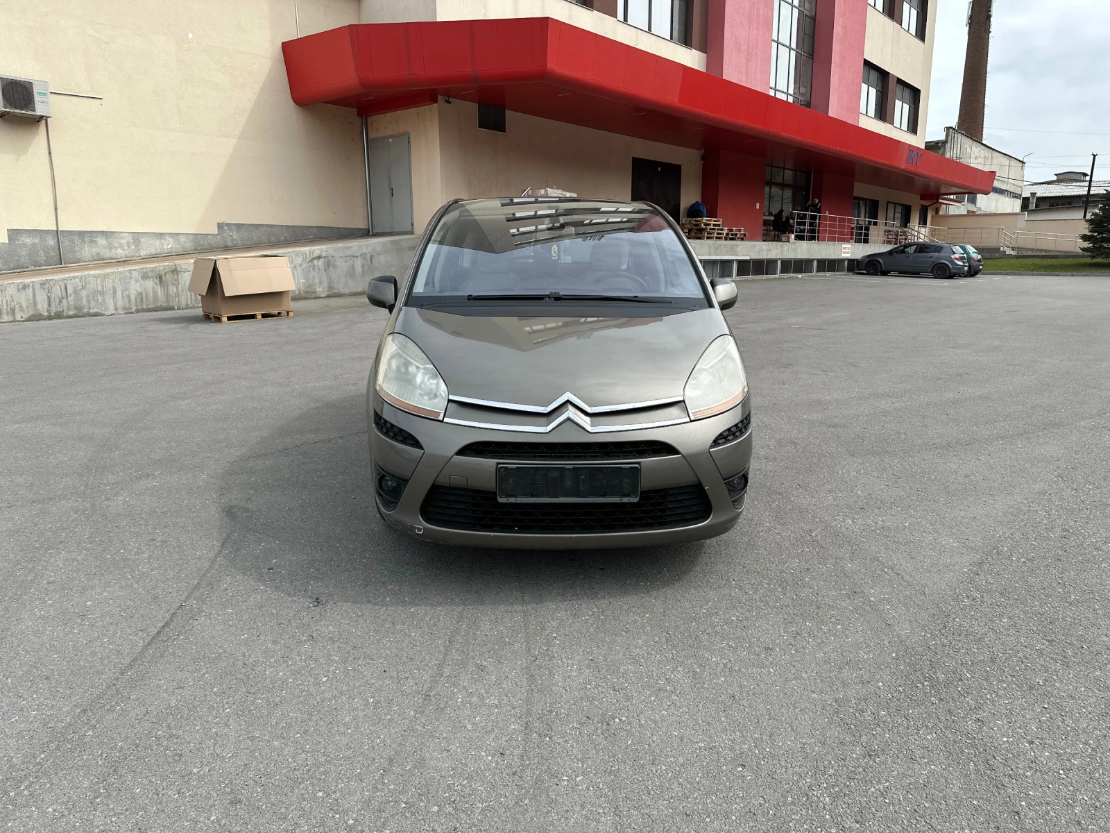 Citroen C4 Picasso 1.8i GAZ - КЛИМАТРОНИК - изображение 2