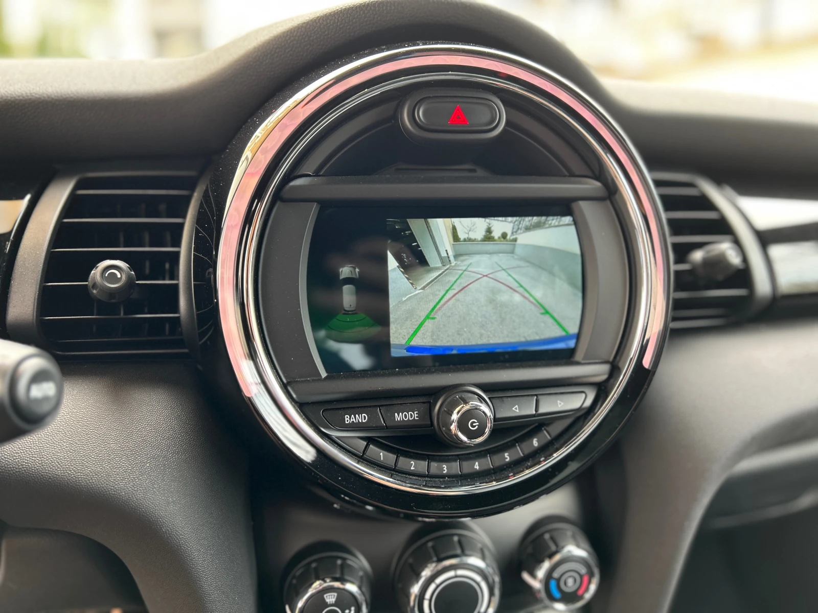 Mini Cooper 1.5 Автоматик - изображение 7