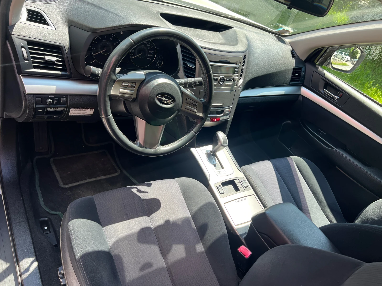 Subaru Legacy * OUTBACK* 2.5i* AWD* AT*  - изображение 8