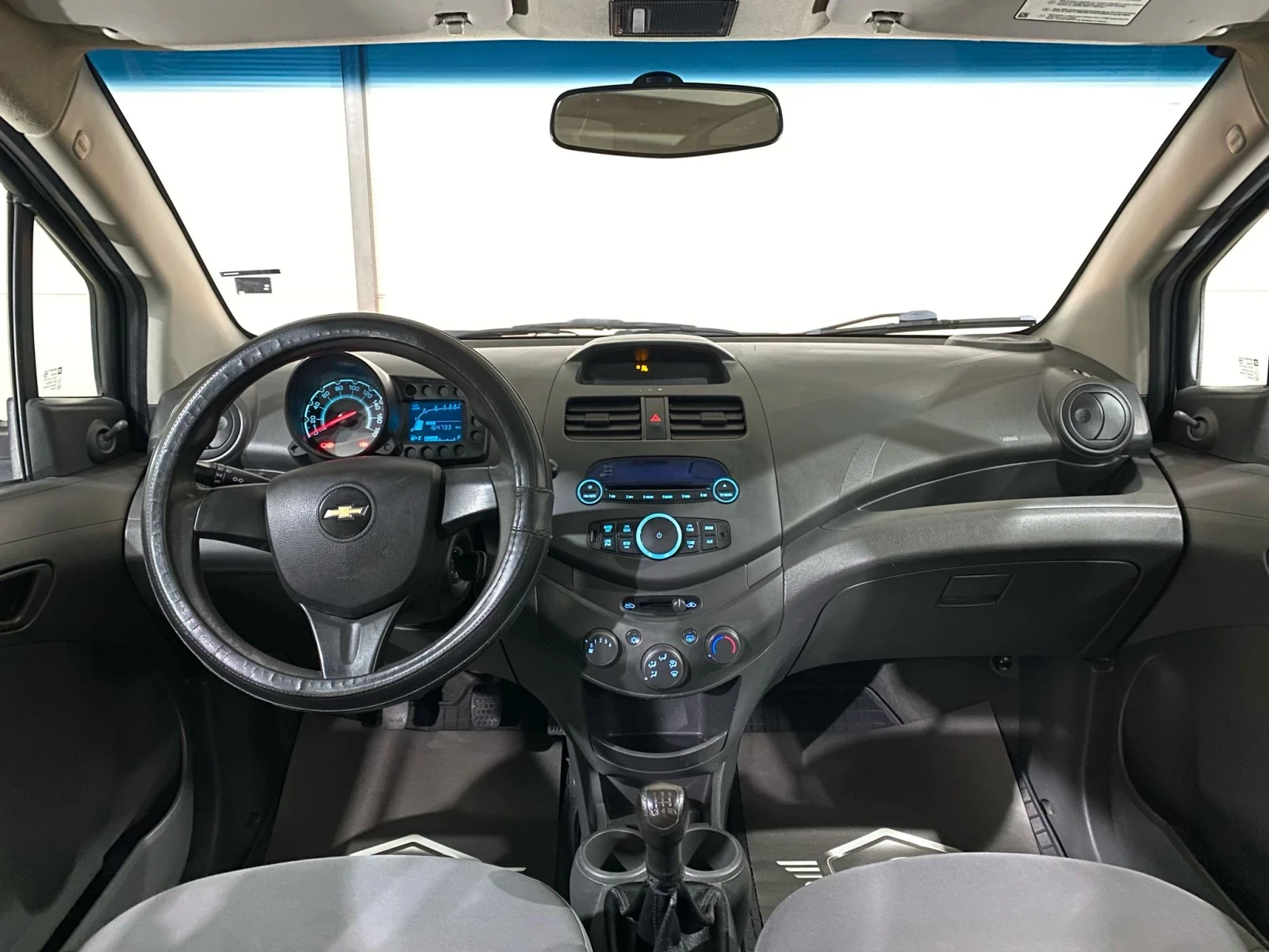 Chevrolet Spark 1.0i - изображение 8