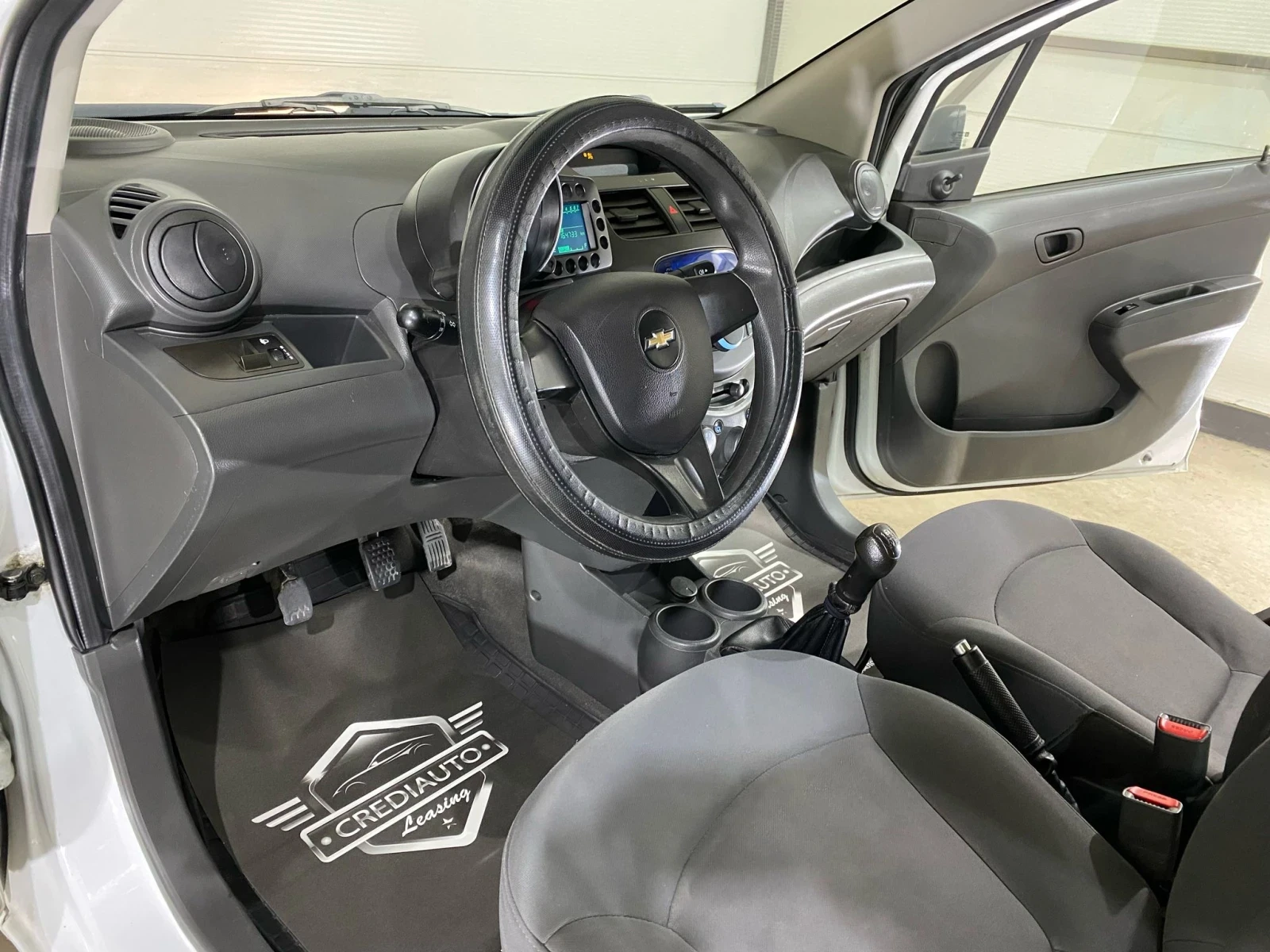 Chevrolet Spark 1.0i - изображение 7