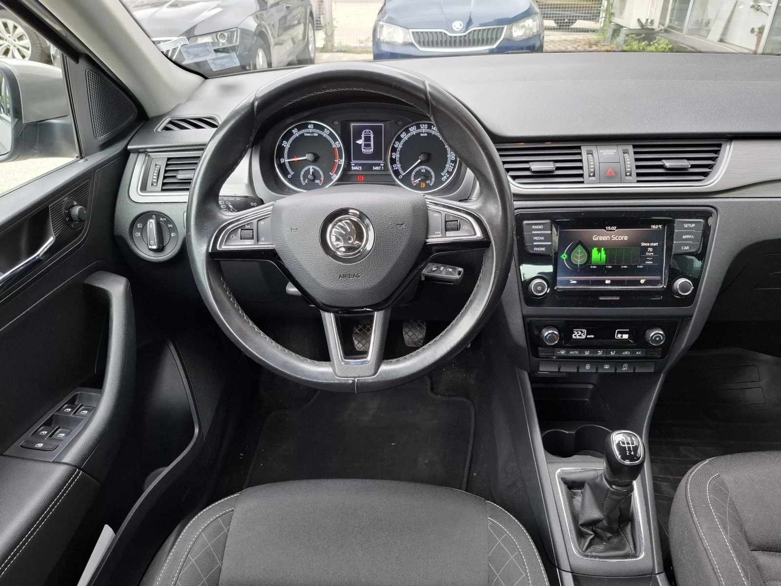 Skoda Rapid 1.0 TSI - изображение 7