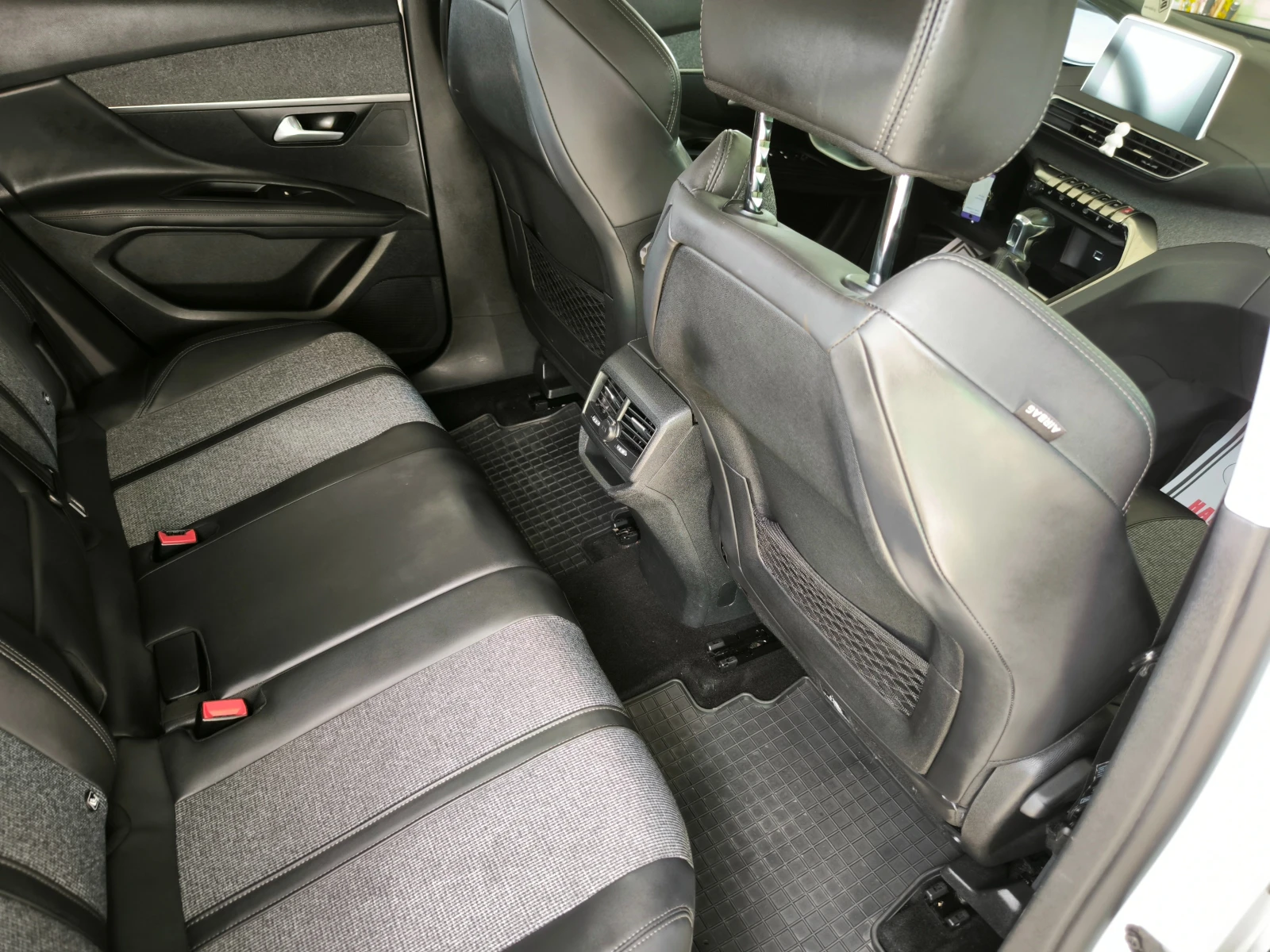 Peugeot 3008 1, 6HDI-120k.c.HAB., LED, LAZAR, EBPO6 | Mobile.bg   12