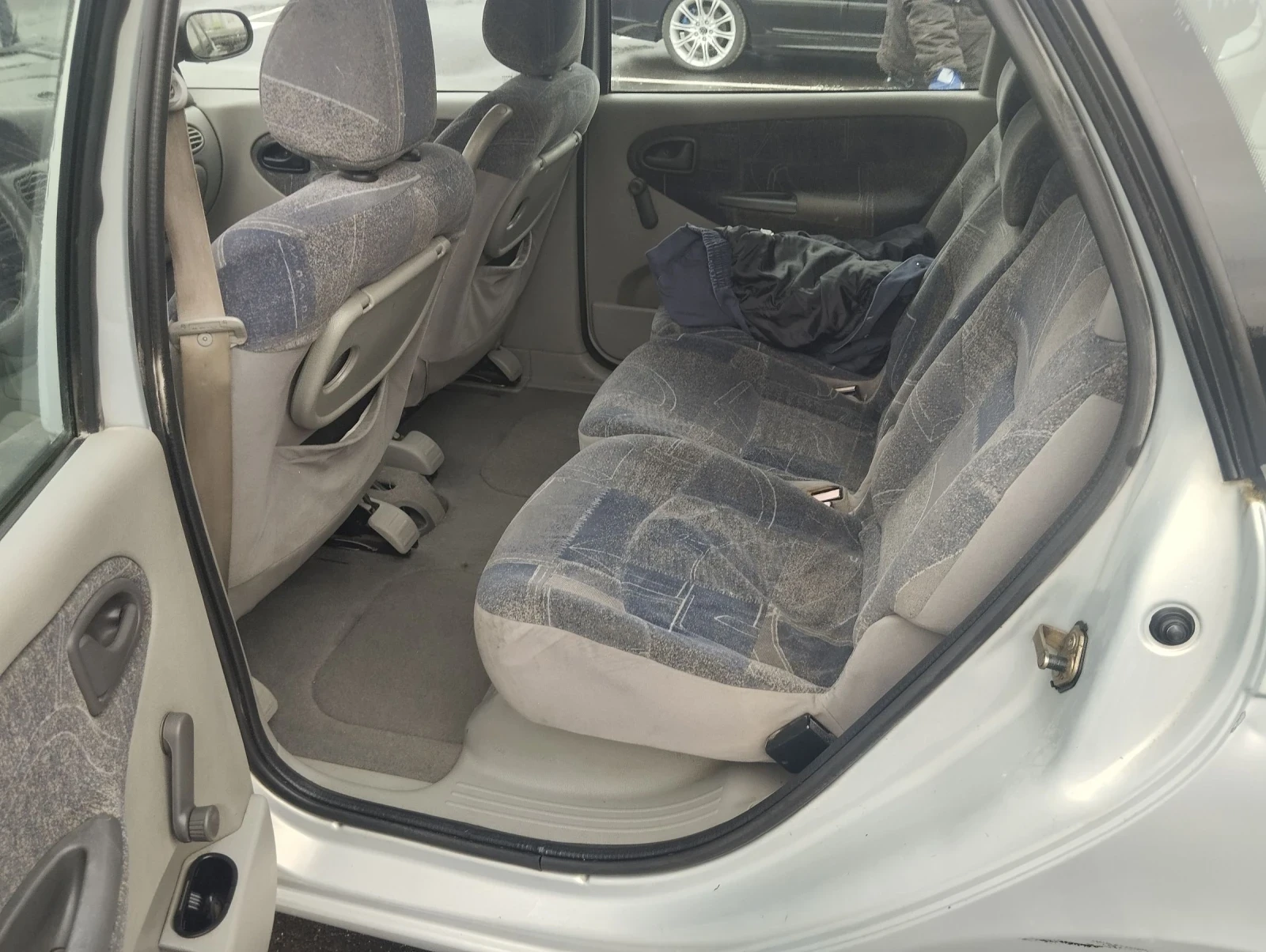 Renault Scenic 1.6 16v бензин-газ - изображение 5