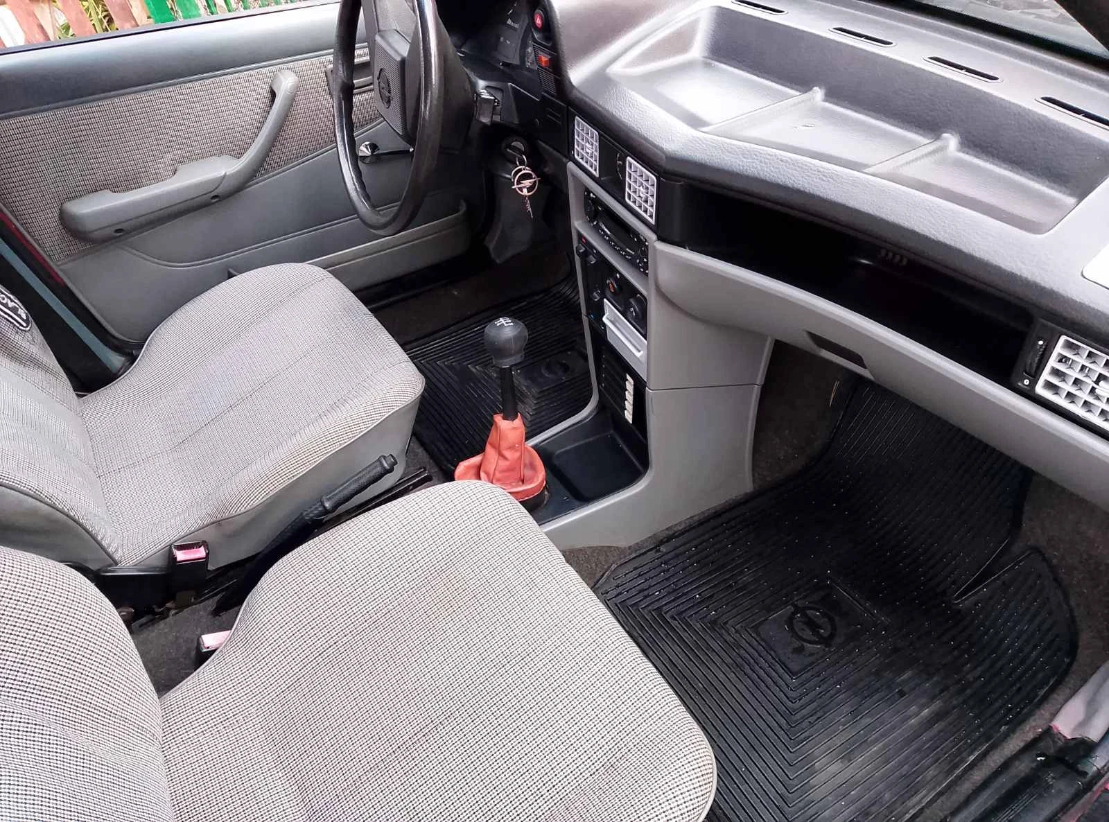 Opel Kadett | Mobile.bg � ����������� 13