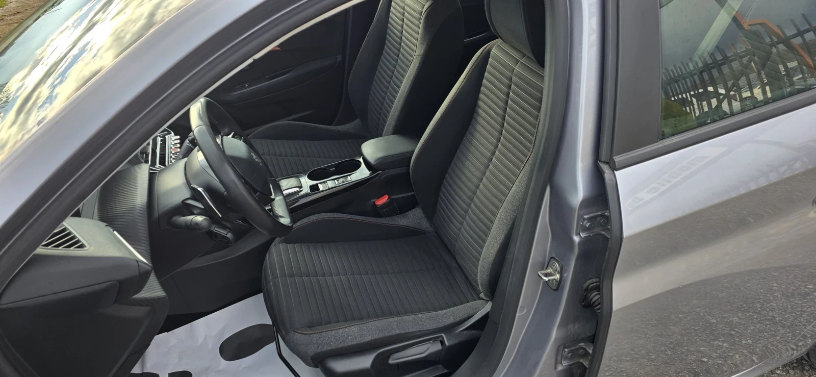 Peugeot 208 1.2. I Active Pack-100hp-Automato-Euro6 | Mobile.bg � ����������� 9