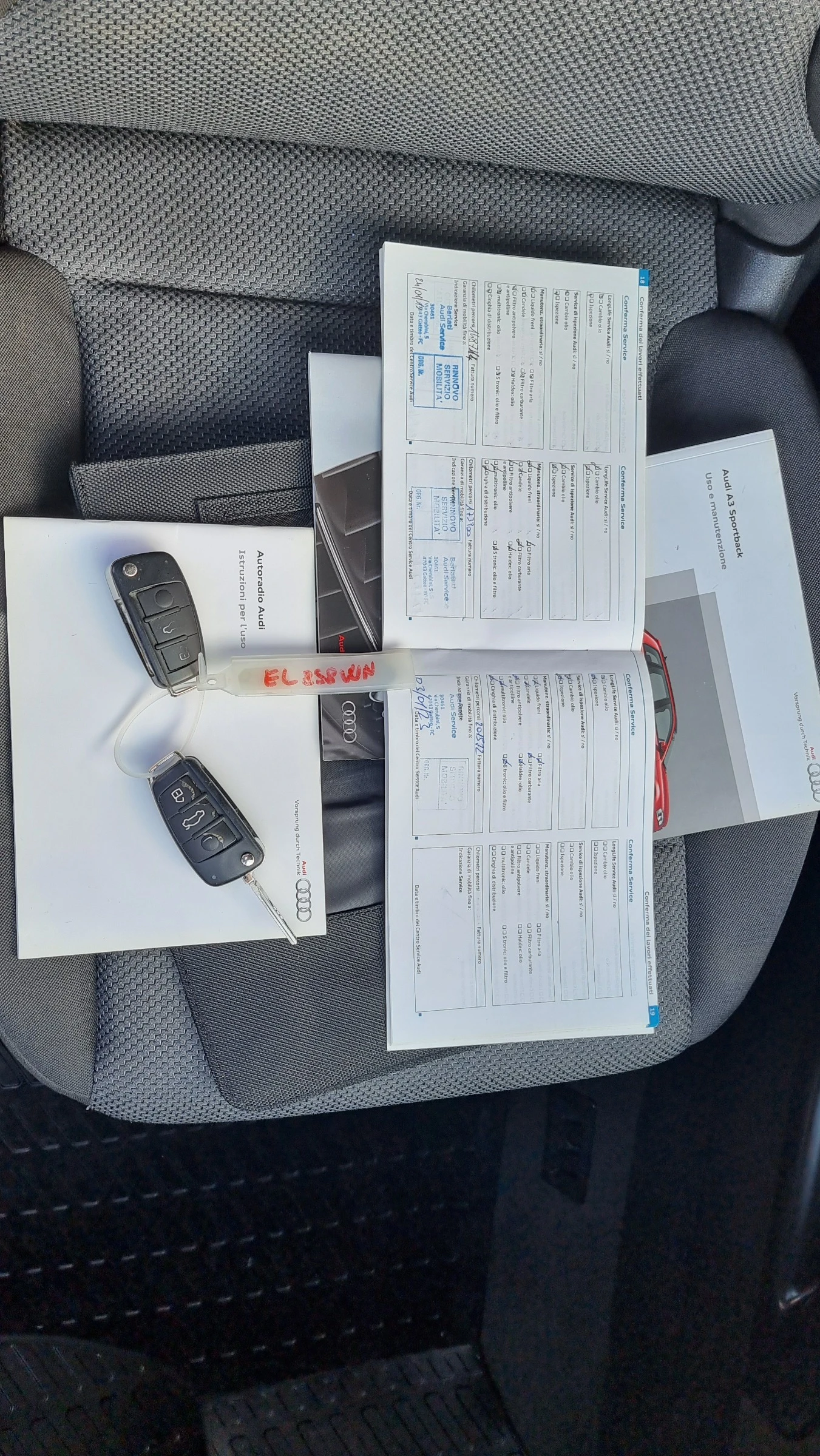 Audi A3 1.6TDI Euro5A, снимка 14 - Автомобили и джипове - 53868787