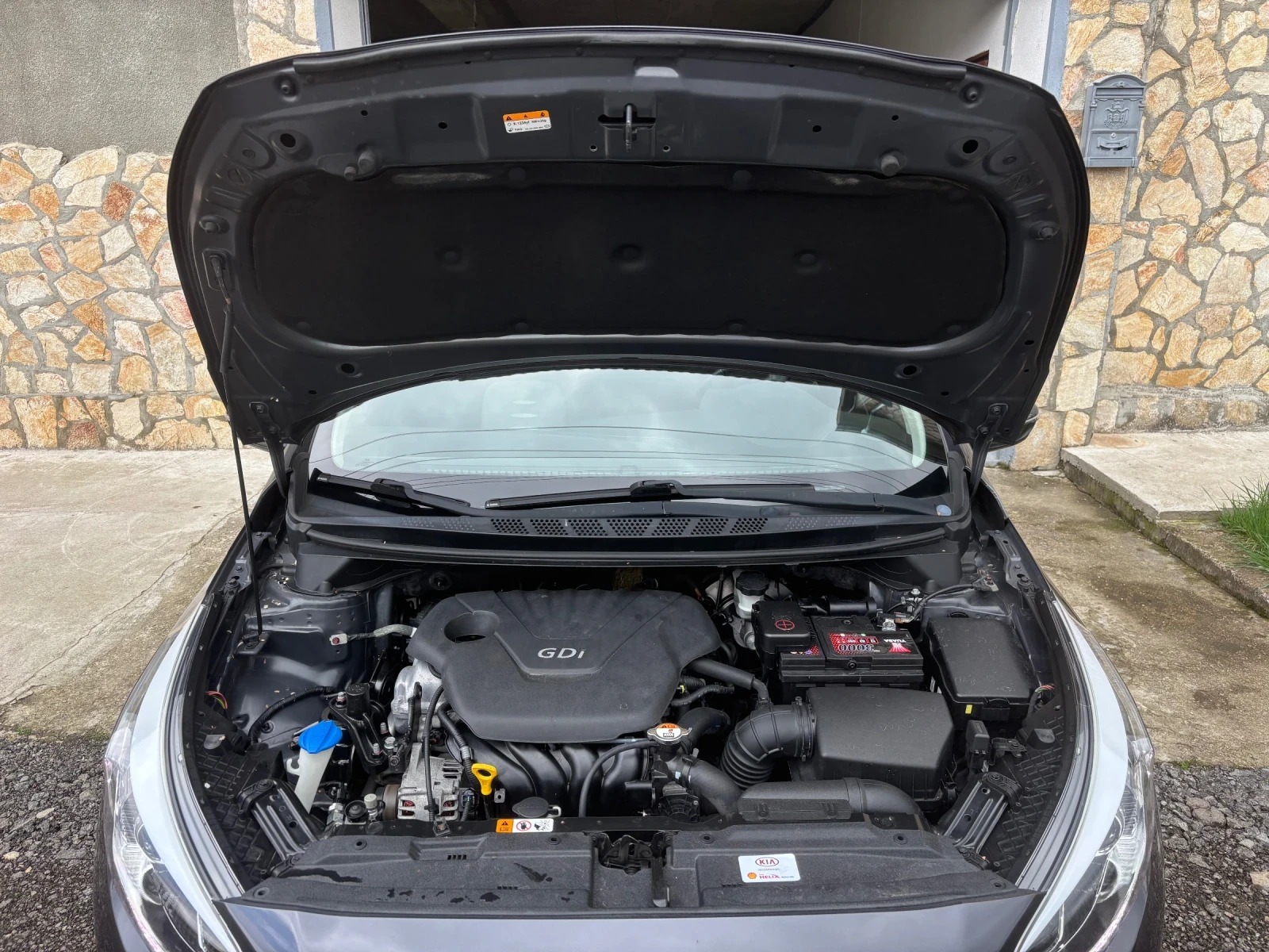 Kia Ceed 1.6i FACE SWISS, снимка 13 - Автомобили и джипове - 54092974