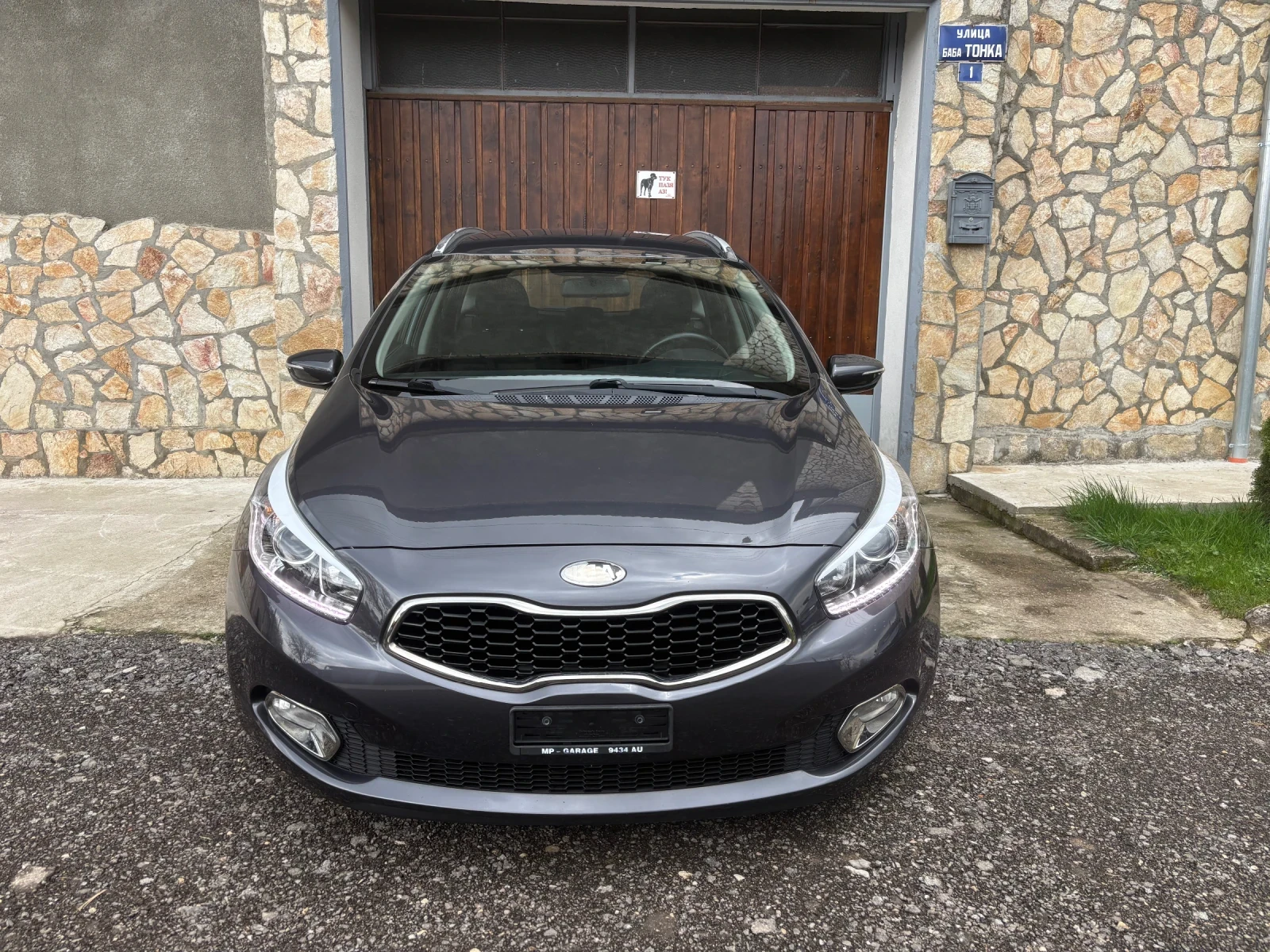 Kia Ceed 1.6i FACE SWISS, снимка 5 - Автомобили и джипове - 54092974