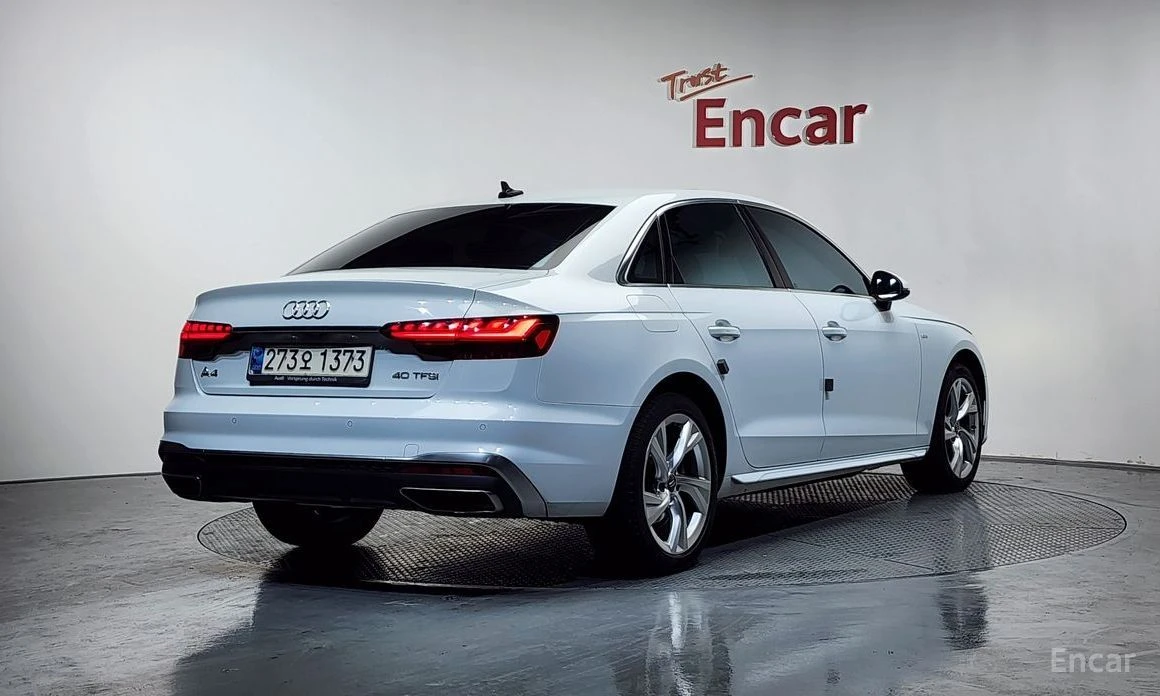 Audi A4, снимка 2 - Автомобили и джипове - 54099698