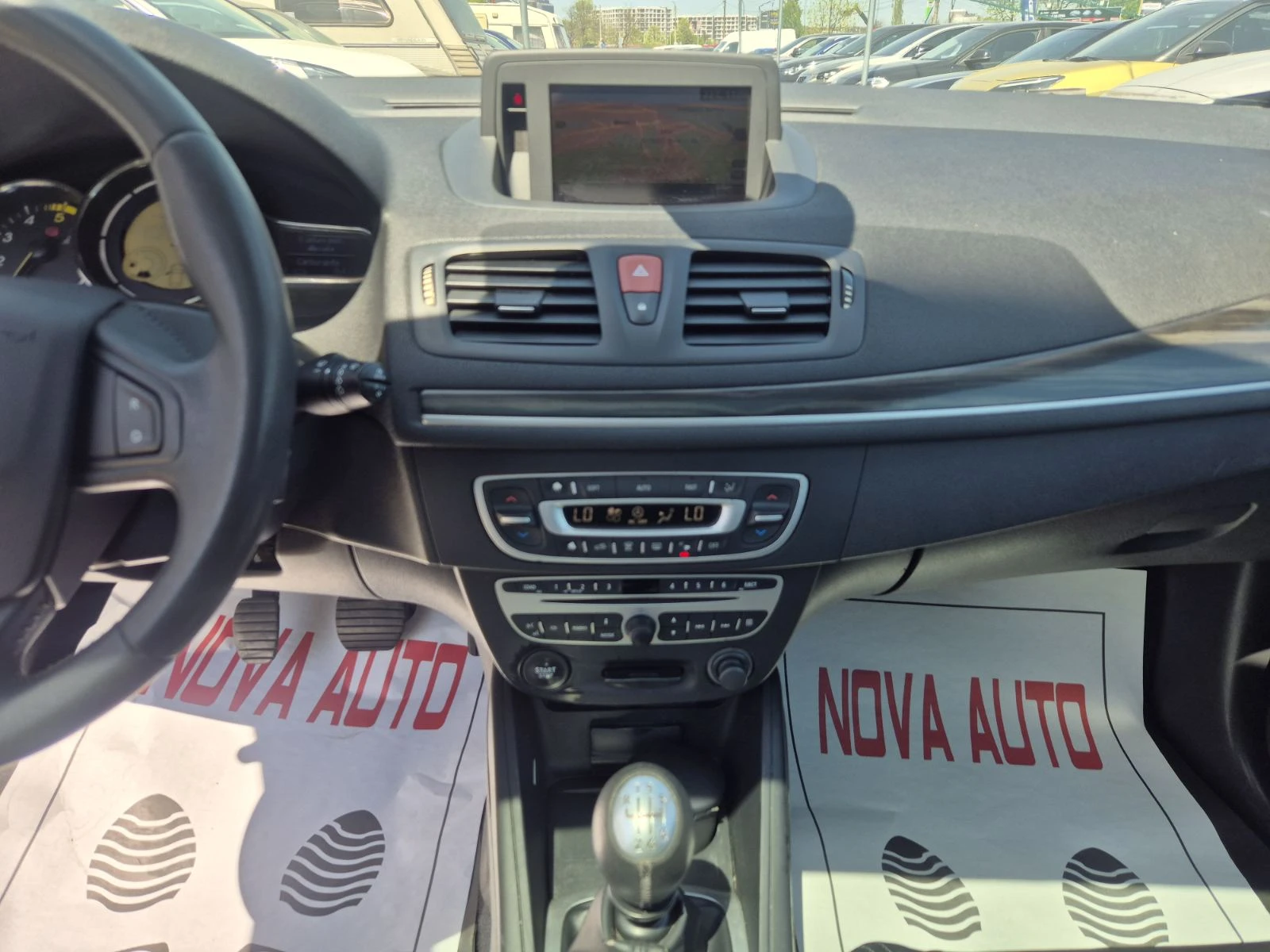 Renault Megane 1.9DCI-COUPE-FULL, снимка 10 - Автомобили и джипове - 54334543